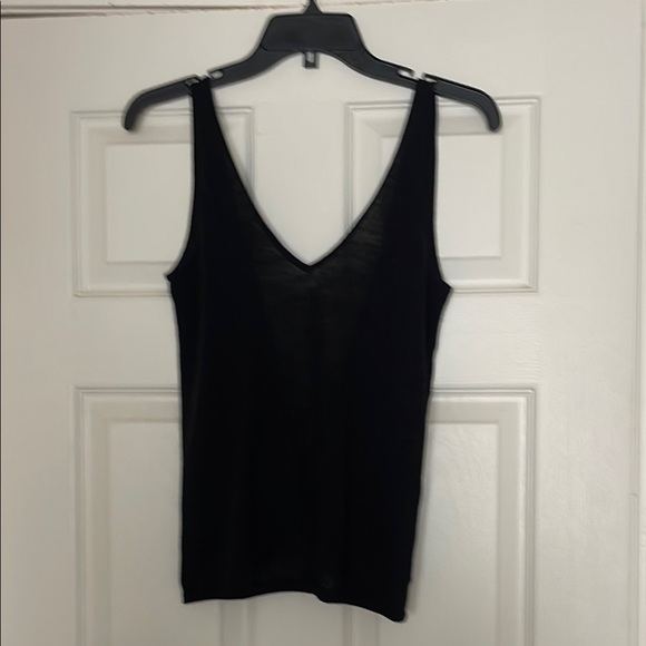 Lululemon - Black Mix & Mingle Tank - V-Neck Women's Top - XS- S - Picture 1 of 4